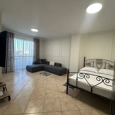 Sea Nest Apartment *